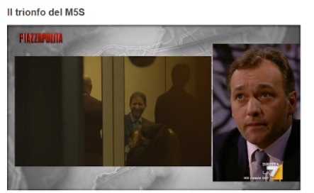 Davide Casaleggio ride durante il discorso delle dimissioni di Matteo Renzi