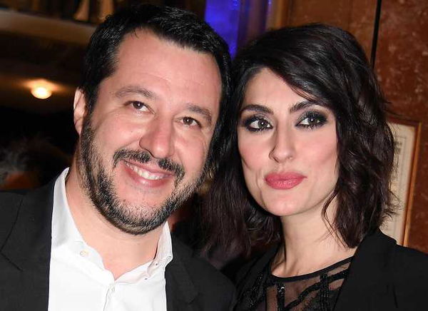 Elisa Isoardi pronta a stare nell’ombra per amore di Matteo Salvini