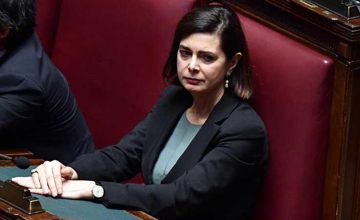 Laura Boldrini denuncia giornali