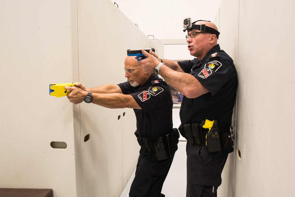 In sei città italiane la polizia avrà in dotazione il taser article-post
