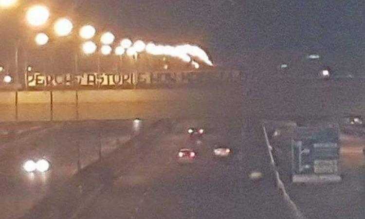 Bari, lo striscione della vergogna: «Perché Astori e non Masiello?» article-post