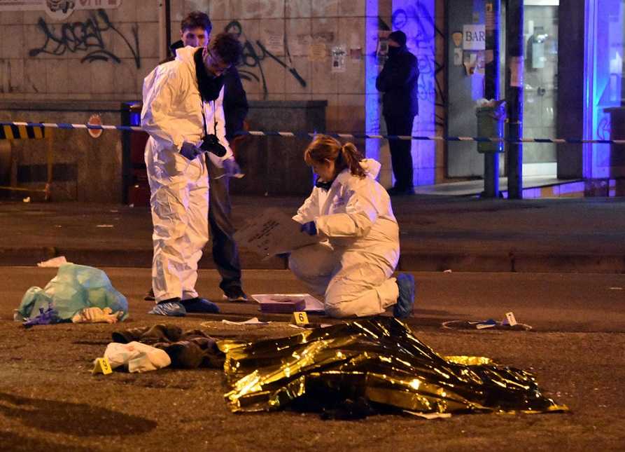 Le intercettazioni della rete dei terroristi: «Agli infedeli bisognerebbe tagliare testa e genitali!» article-post
