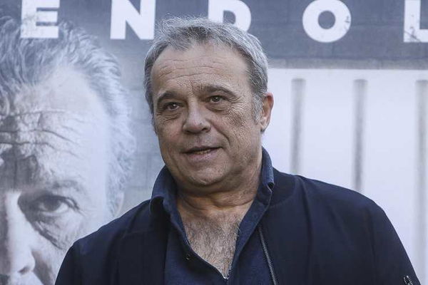 Claudio Amendola rilancia: Matteo Salvini miglior politico degli ultimi trent’anni