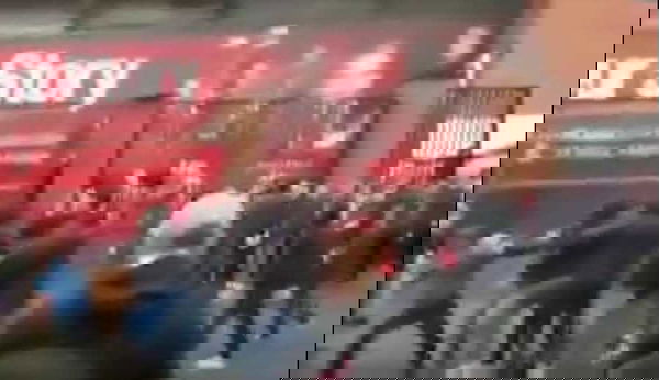 La Roma condanna gli aggressori di Liverpool: «Hanno arrecato vergogna al club e ai romanisti»