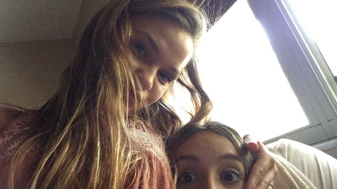 «A scuola mi hanno costretta a mettere dei cerotti sui miei capezzoli» article-post