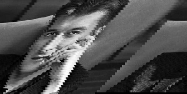 Si è “suicidato” il giornalista russo che indagava sui mercenari di Putin in Siria