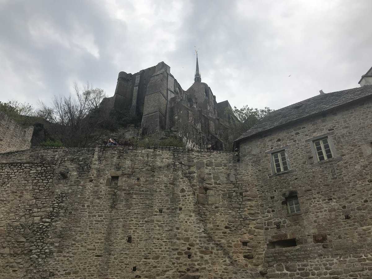 Evacuato Mont-Saint Michel: un uomo voleva uccidere poliziotti article-post