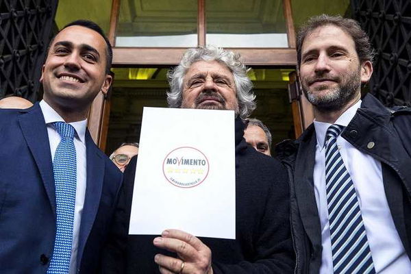 I parlamentari M5S verseranno i rimborsi a Rousseau presieduta da Casaleggio