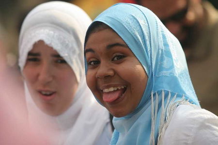 Velo islamico vietato negli asili e nelle scuole in Austria article-post