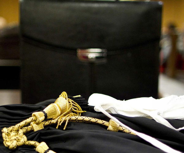 Divorzio, sull’assegno di mantenimento negato? Carcere e multa fino a mille euro