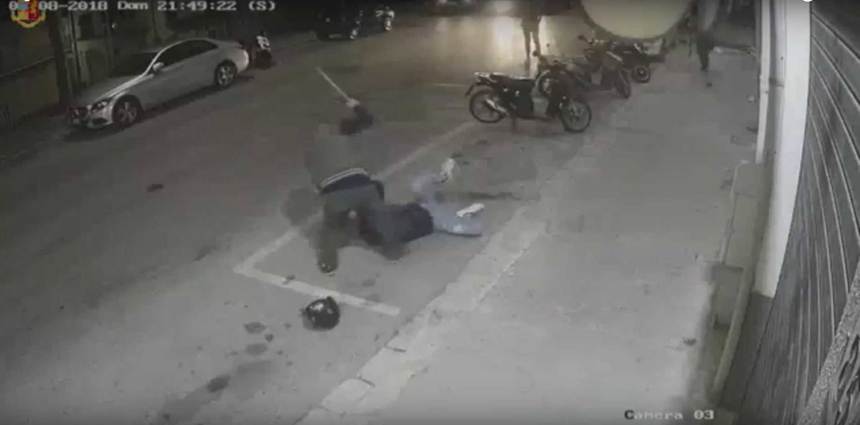 Il figlio è vittima di bullismo. I genitori tentano di farsi giustizia da soli | VIDEO article-post