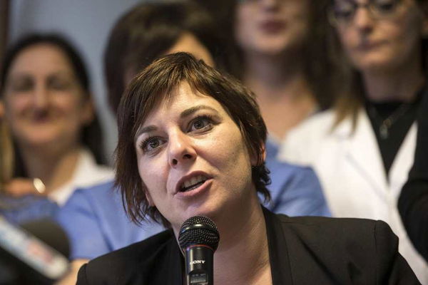 Cecilia Strada lascia Emergency. Era lite con il padre Gino