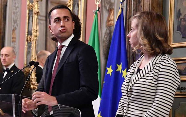 Le consultazioni della Casellati, Di Maio insiste: «Governo con la Lega, no a tavoli con Fi e Fdi»