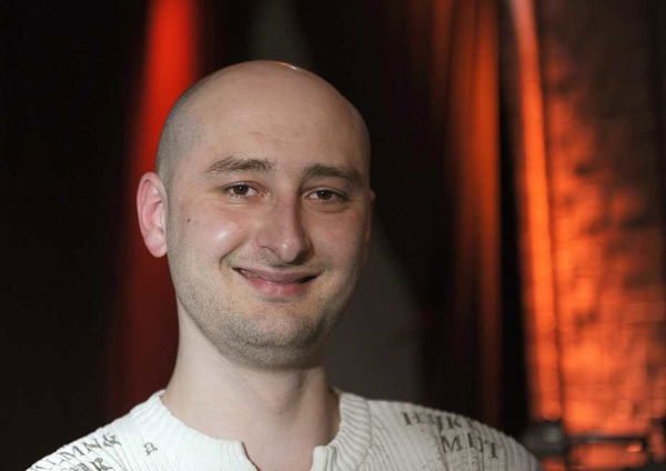 Il giornalista russo Arkady Babchenko non è stato ucciso