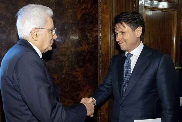 Conte ha promesso a Mattarella che l’Italia non uscirà dall’euro