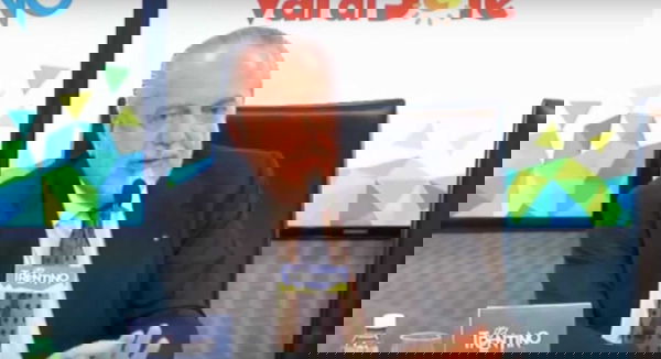 De Laurentiis dice tre volte «strunz» a chi ha «levato lo scudetto al Napoli» | VIDEO