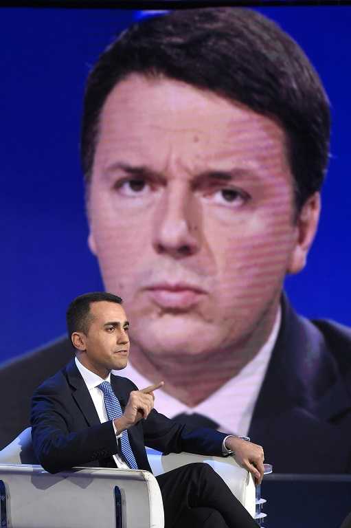 Renzi smentisce contatti con Di Maio per la formazione di un governo M5S-PD
