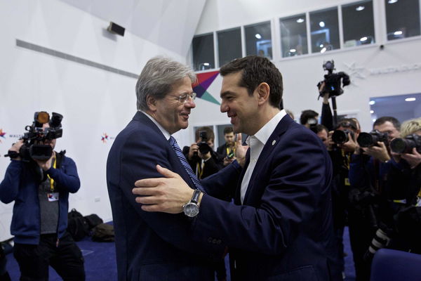 Il braccio di ferro M5S-Lega con l’Europa ricorda quello (finito male) della Grecia