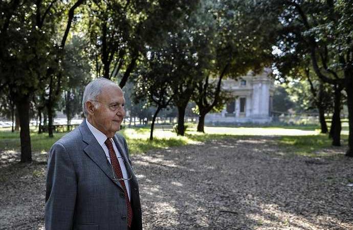 Paolo Savona