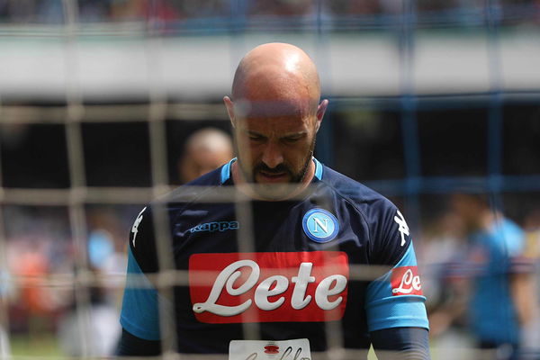 Pepe Reina e il messaggio «grazie fratè» all’uomo della camorra
