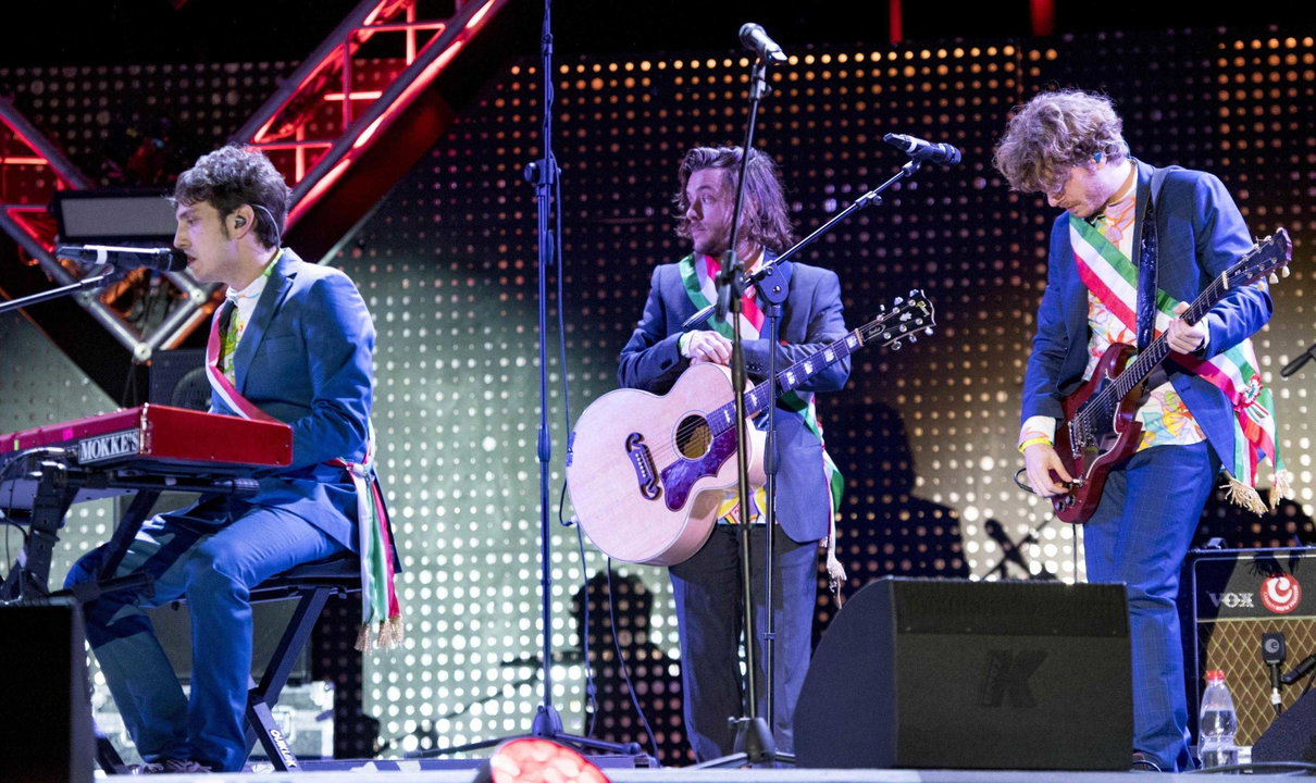 «Stato Sociale chi? Mica sono come Nek», la soprintendenza blocca così il concerto in piazza a Bologna article-post