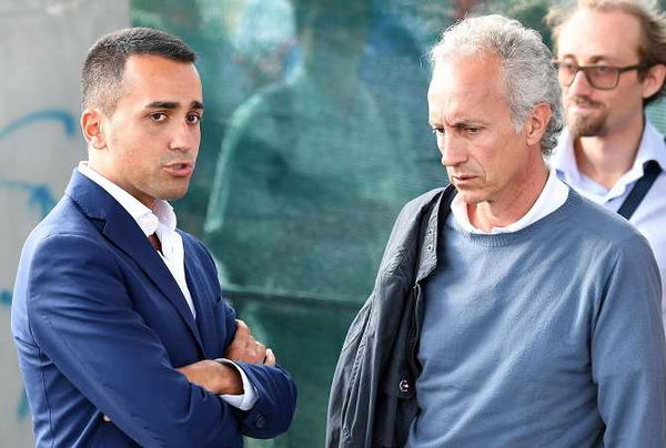 Le falsità di Marco Travaglio su Mattarella, Savona e l’uscita dall’euro