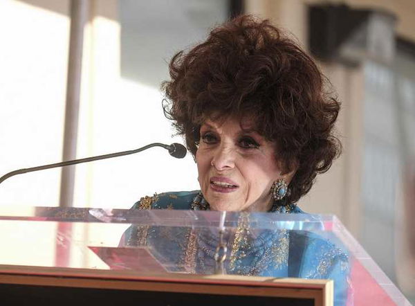 Gina Lollobrigida: «A 18 anni fui stuprata da un calciatore della Lazio»