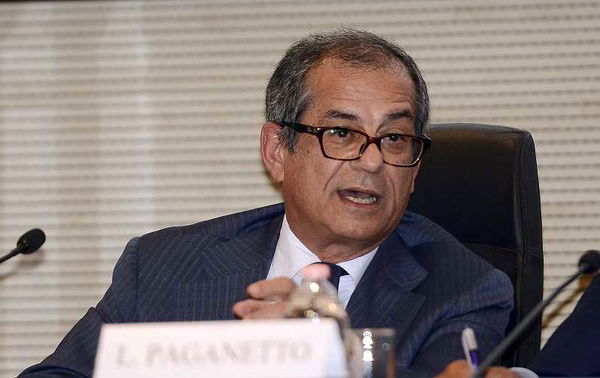 Cosa ha detto il probabile ministro Giovanni Tria su reddito di cittadinanza e flat tax