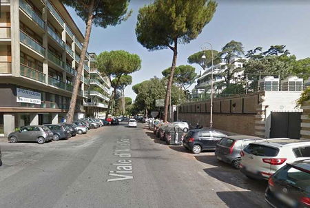 Ragazzo morto per overdose a Roma, la fidanzata: «Quella scritta sul petto è mia, solo un gioco» article-post