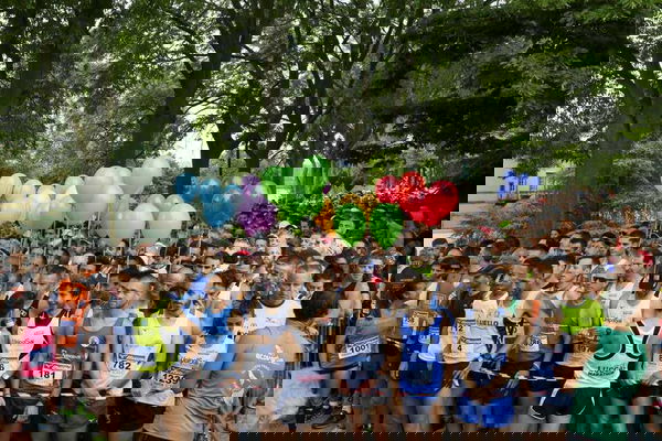 Mezza maratona di Lucca, niente inviti agli africani: «Altrimenti vincono sempre loro»