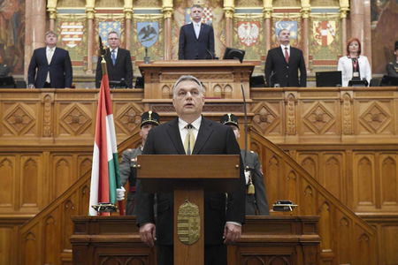 Il piano di Orbán per mettere fuori legge le Ong (e Soros) in Ungheria article-post