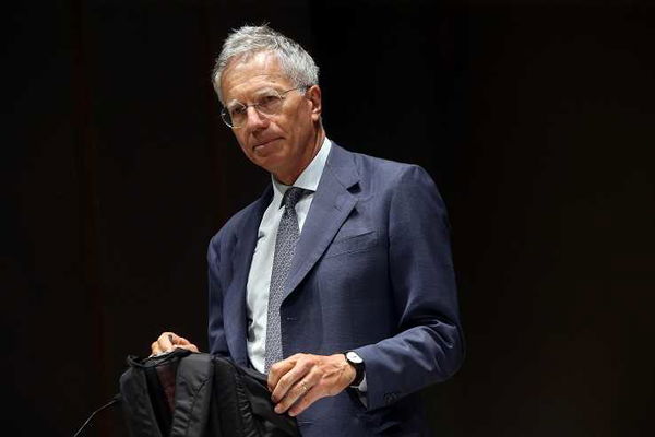 Nuovo presidente del Consiglio, i nomi di Sergio Mattarella per guidare un governo istituzionale