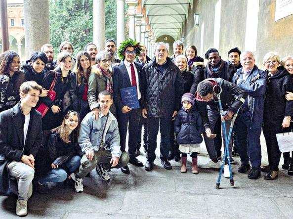 La storia di Tawfiq, arrivato su un barcone dalla Libia e ora laureato alla Cattolica