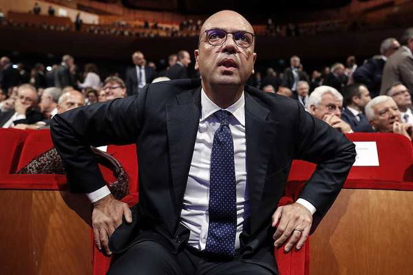 Angelino Alfano farà l’avvocato