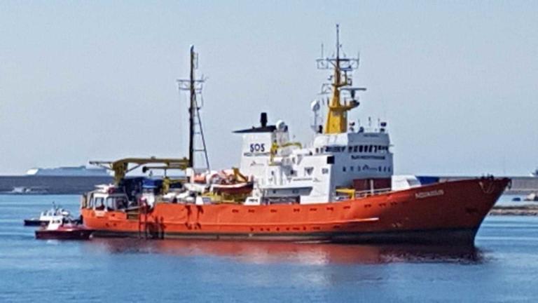Salvini nega i porti ad Aquarius 2 e solleva il complotto (inutile) del cambio nome