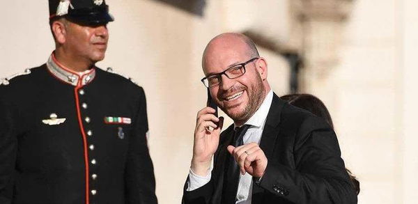 Il ministro Fontana conferma che per lui esiste solo la famiglia con mamma e papà