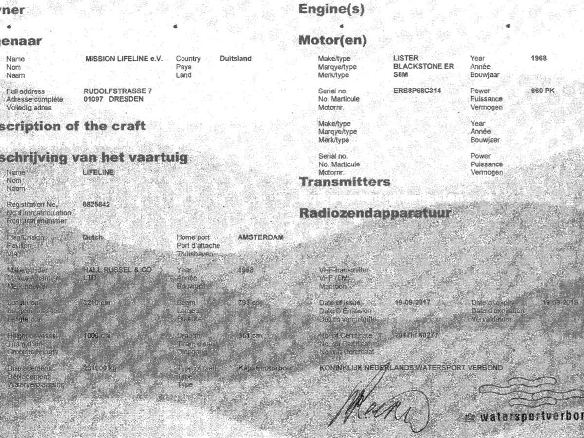 La nave Lifeline smentisce Toninelli che la vuole sequestrare: «Ecco il documento della bandiera olandese» article-post
