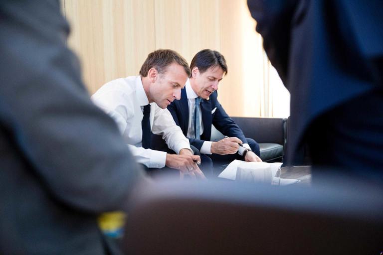 Macron ha spiegato a Giuseppe Conte come funziona un consiglio europeo