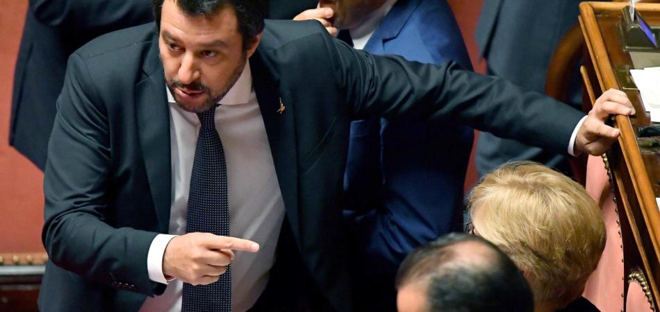 Bufala Salvini difensori ufficio