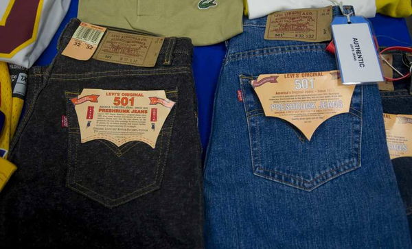 La Commissione Ue dà il via ai dazi USA: rincari su Levi’s e Harley Davidson