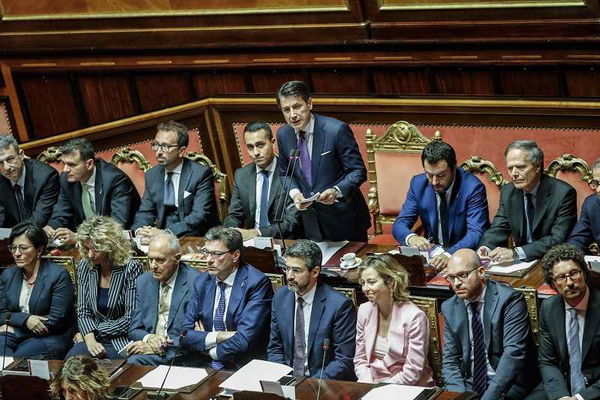 L’errore di Giuseppe Conte sulla «contrazione della spesa sanitaria» nel DEF