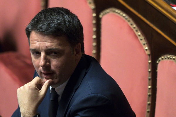 La saga Renzi-Giarrusso che finisce malissimo sui social network
