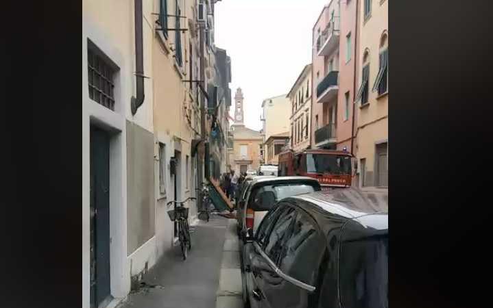 livorno esplosione