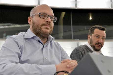 Lorenzo Fontana e le unioni gay che «rischiano di cancellare il nostro popolo»