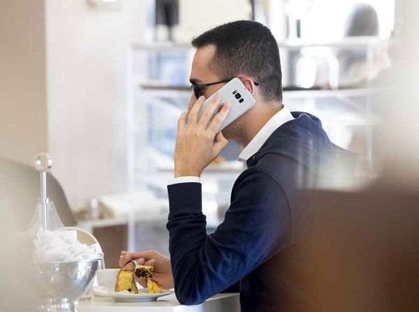 Di Maio vuole attuare il reddito di cittadinanza entro il 2018, con fondi europei