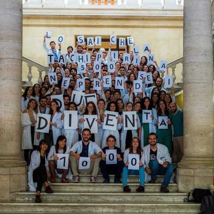 La foto degli studenti di Medicina dedicata a Calcutta article-post