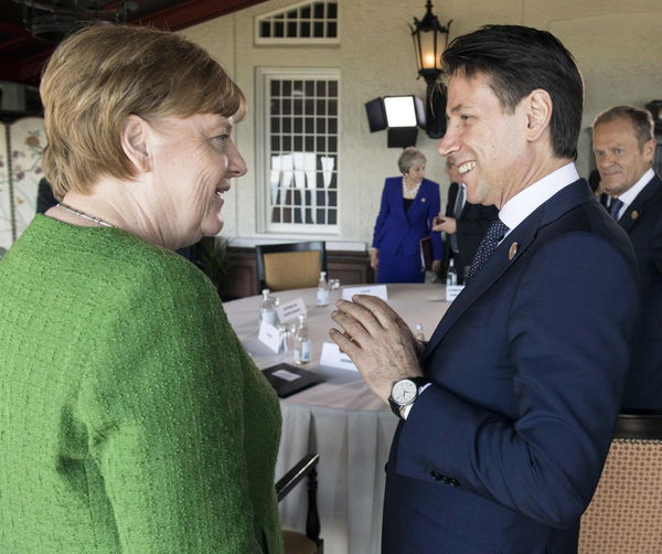Merkel rimprovera Giuseppe Conte e chiede di essere avvisata prima sulle sue posizioni