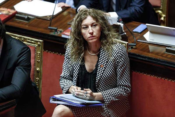 La ministra Stefani, l’esperienza del coma e il ricordo dell’aldilà