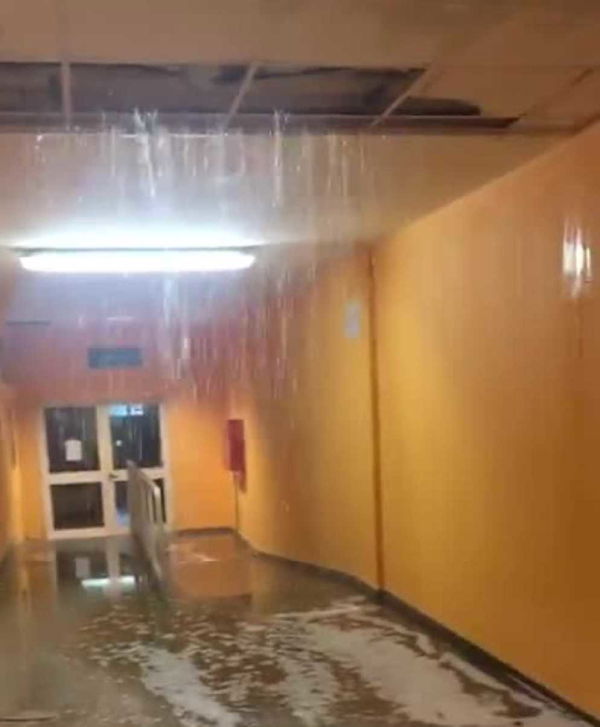 Bari, maltempo: cascata di acqua all’ospedale San Paolo | VIDEO