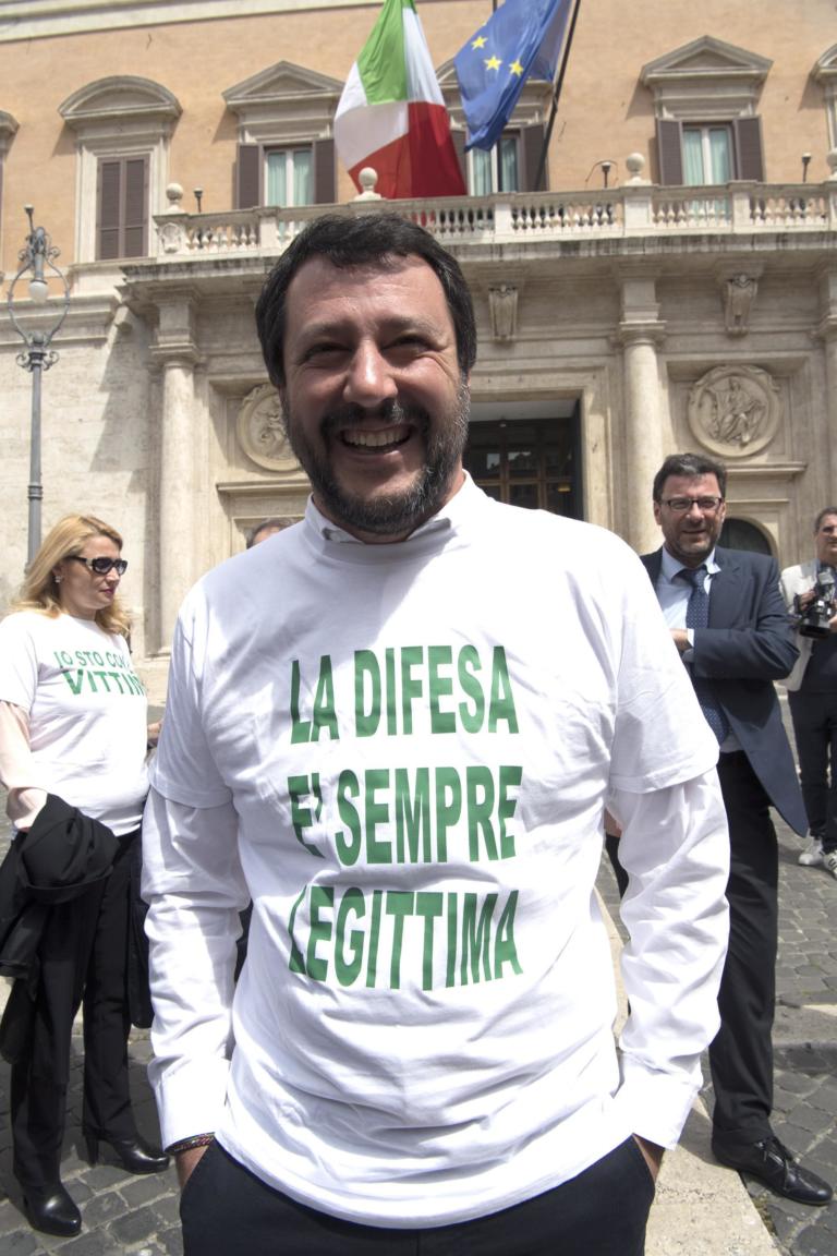 Il testo delle libertà della Lega Nord sulle armi e il rischio femminicidi